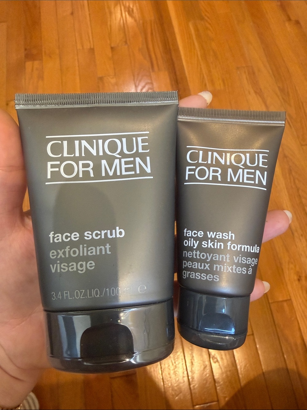 Clinique For Men Face Scrub 100ml & Face Wash  for Oily Skin 50ml NWT NEVER USED